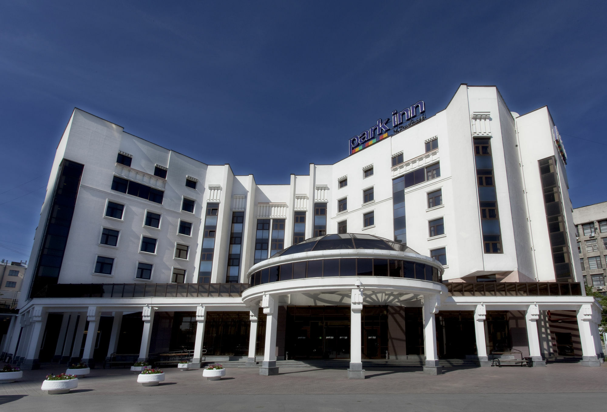 Отель Park Inn Екатеринбург Экстерьер фото